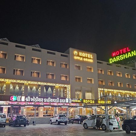 Hotel Grand Darshan Vadodara Kültér fotó