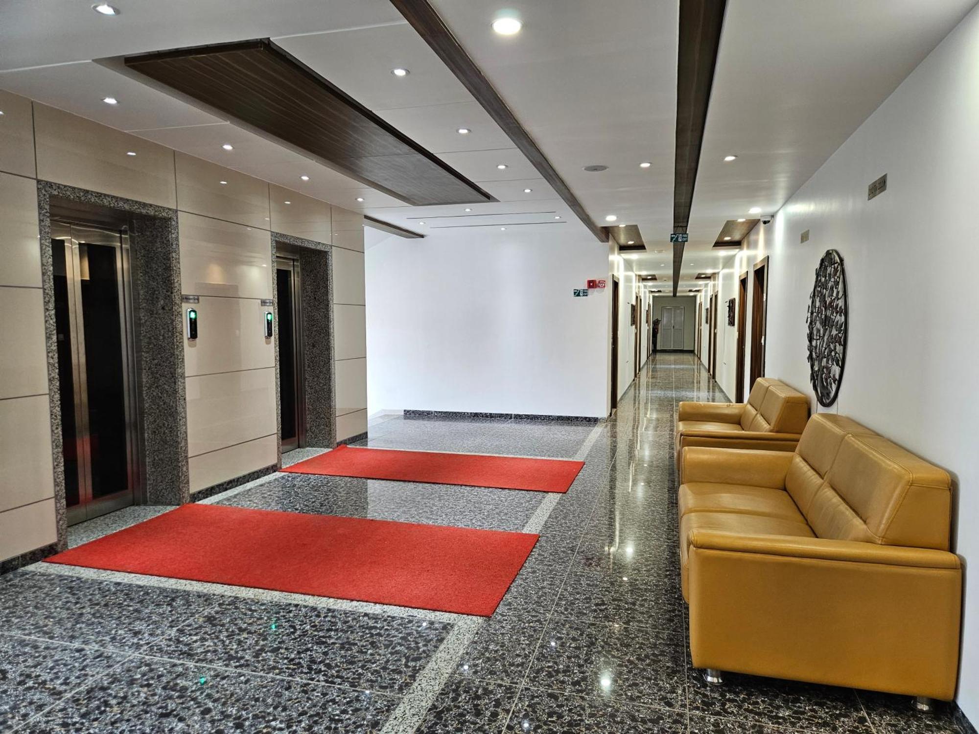 Hotel Grand Darshan Vadodara Kültér fotó